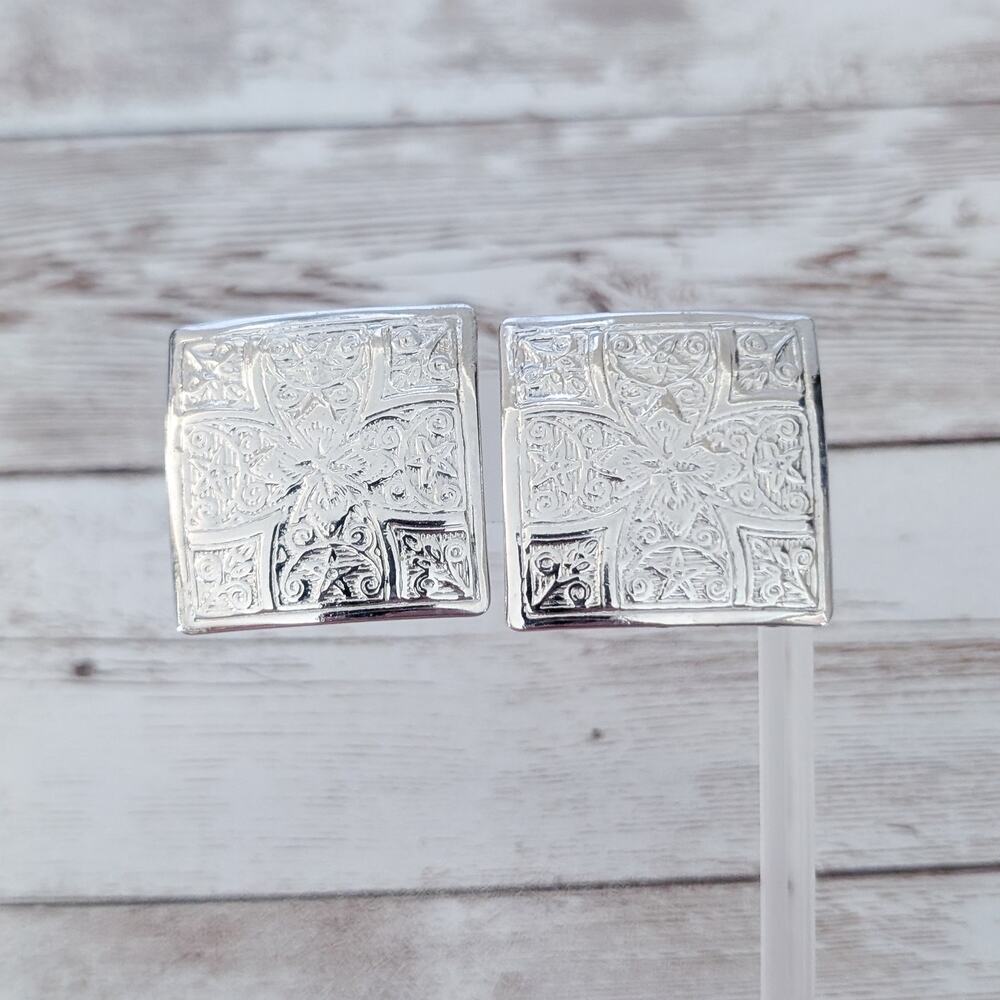 Vintage Clip On Earrings Patterned Silver Tone 1.25" - Rear Condition Issues